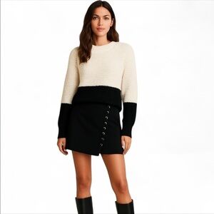 BANANA REPUBLIC Factory TEXTURED CREWNECK SWEATER color block Black Whit…